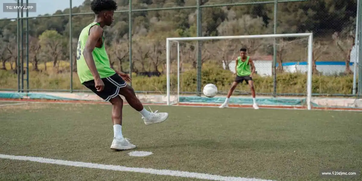 加拿大28——🥅守护球门，永不言败！🤺